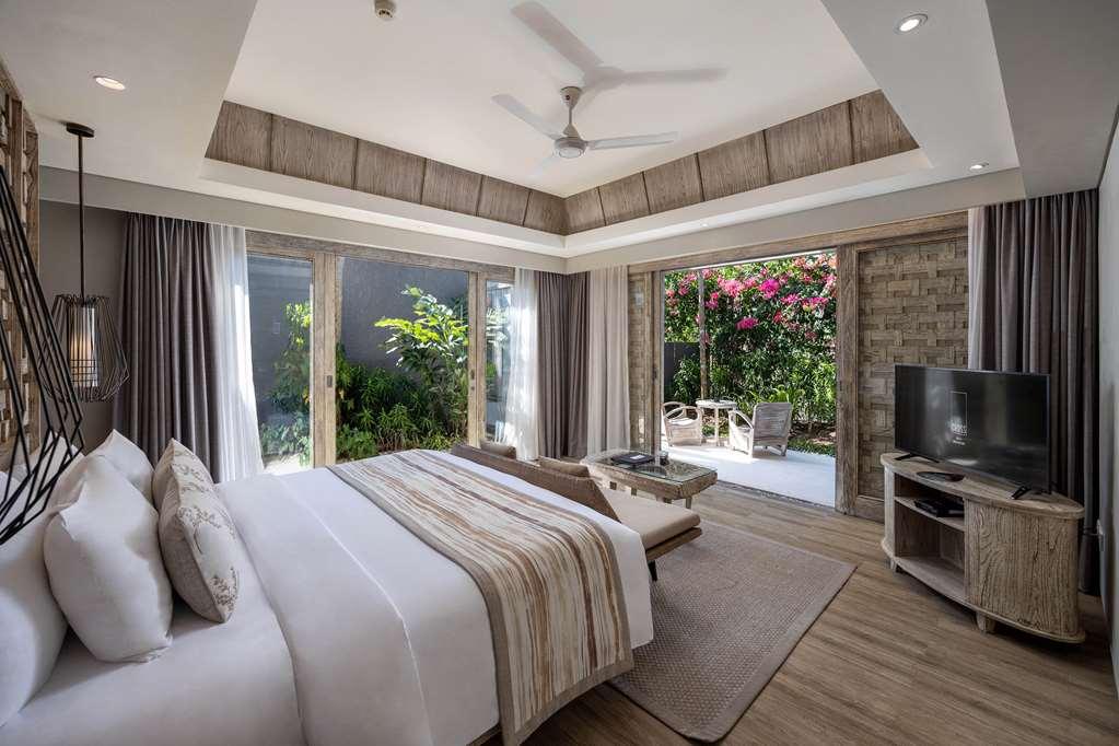 Hotel Cross Bali Breakers Jimbaran Habitación foto